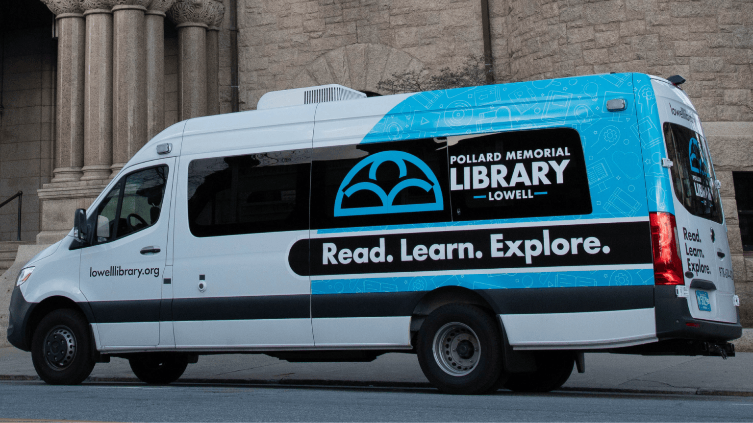 Bookmobile 📚 Pollard Memorial Library